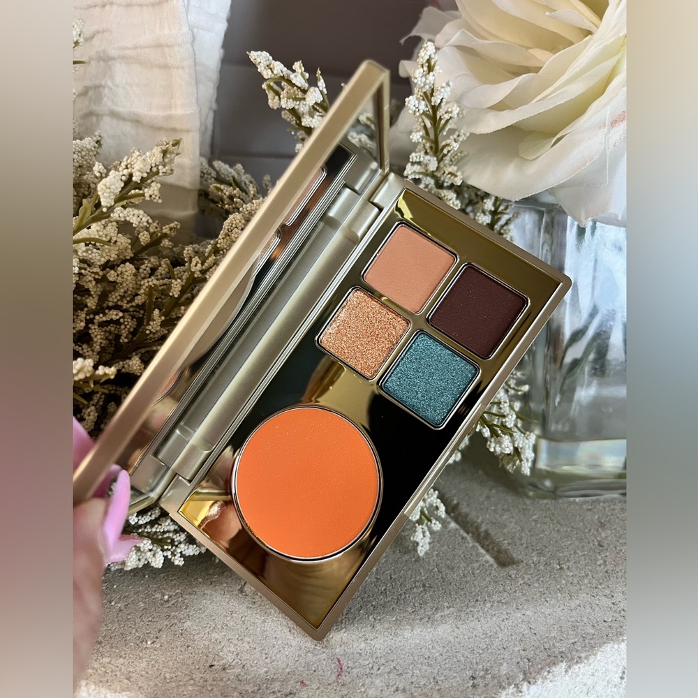 NIB - Stila - Color Cocktail - Travel Cheek, Lip & Eye Palette